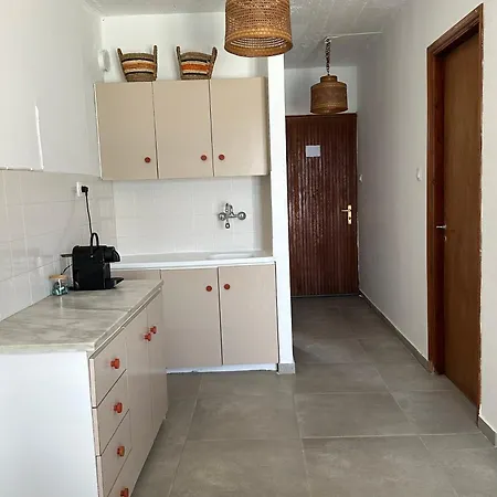 El.do.so Apartment Gavrio